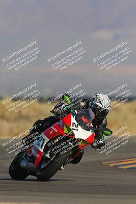 media/Sep-09-2023-SoCal Trackdays (Sat) [[6f49351c42]]/Turn 16 (830am)/